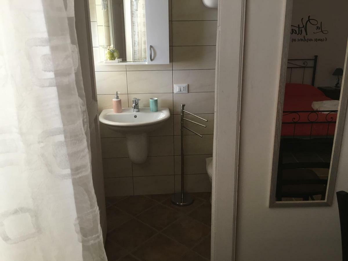 Gaeta Via Indipendenza Bed & Breakfast Dış mekan fotoğraf